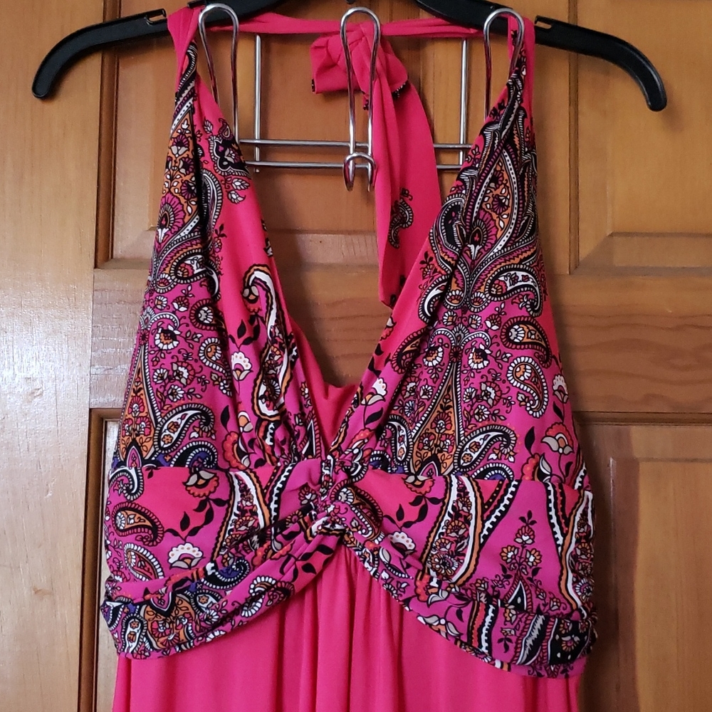 Womans Dress - Picture 2 of 5